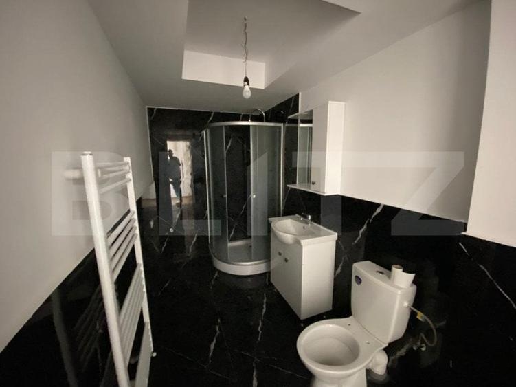 Apartament cu 3 camere decomandat în Cetate