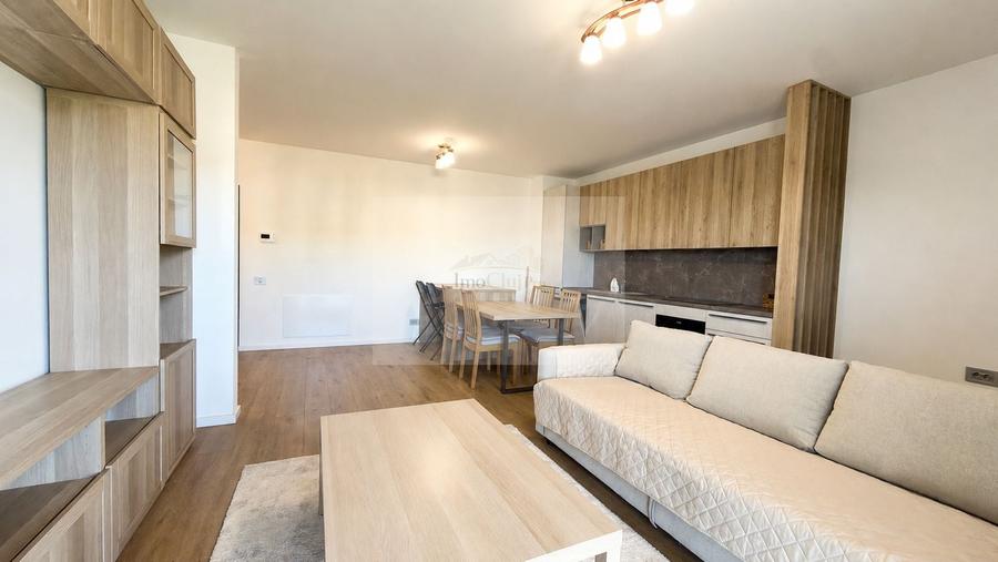 Apartament cu 2 camere semidecomandat, mobilat în Semicentral