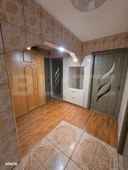 Apartament cu 3 camere în Bunești