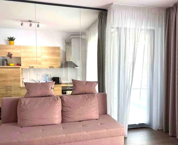 Apartament cu 2 camere semidecomandat, mobilat în Aviației