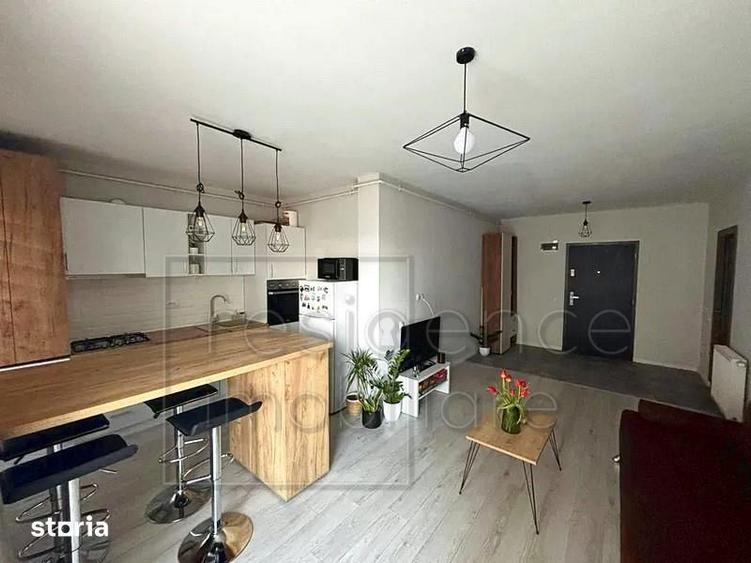 Apartament cu 2 camere semidecomandat, mobilat în Iris