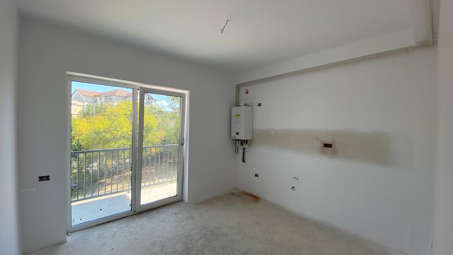 Apartament cu 2 camere semidecomandat în Big-Bascov