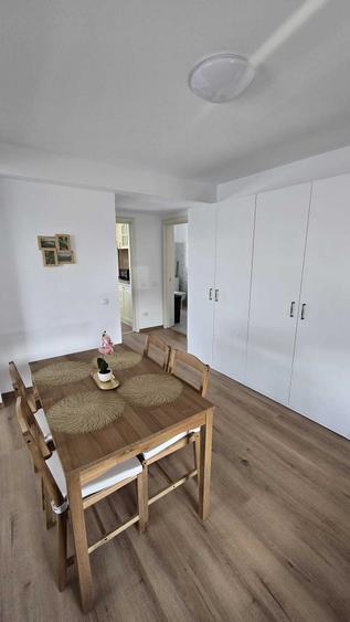 Apartament cu 2 camere decomandat în Odăile