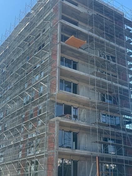 Apartament cu 3 camere semidecomandat în Nicolae Grigorescu