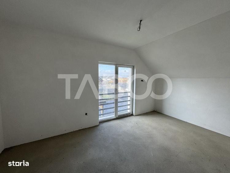 Casă cu 4 camere cu Teren 120 Mp în Vest