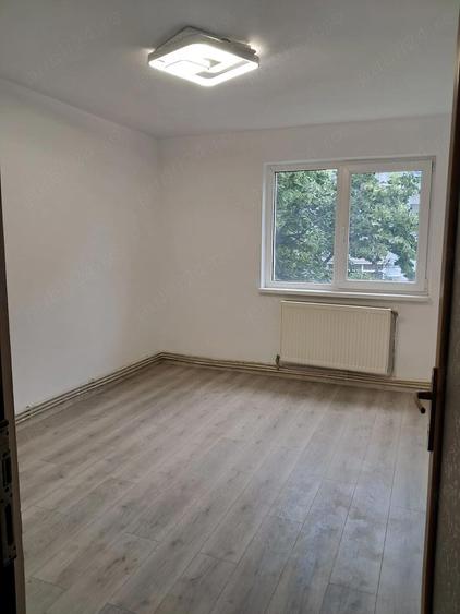 Apartament cu 2 camere semidecomandat în Obor