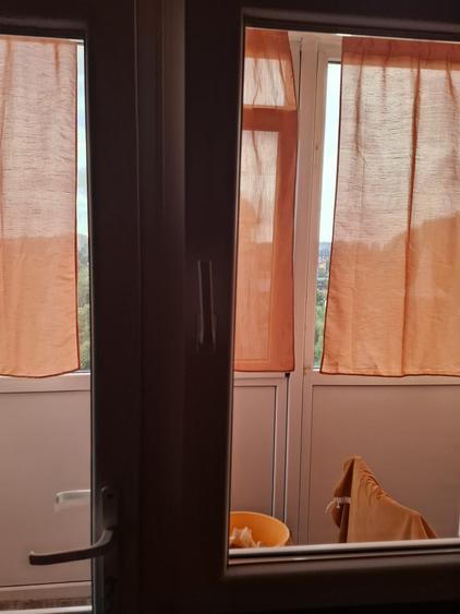 Apartament cu 2 camere semidecomandat în Titan