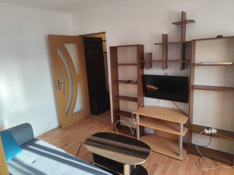 Apartament cu 2 camere nedecomandat în Șagului