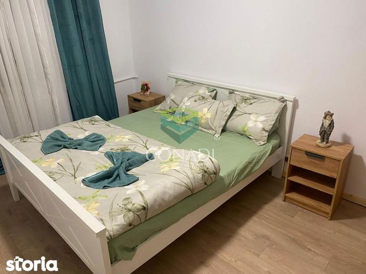 Apartament cu 3 camere, mobilat în Central