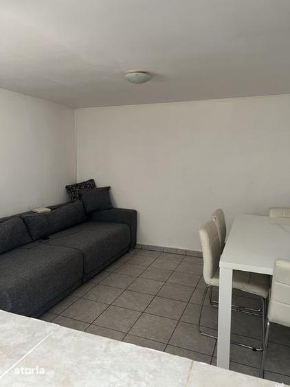 Casă cu 2 camere cu Teren 60 Mp în Central