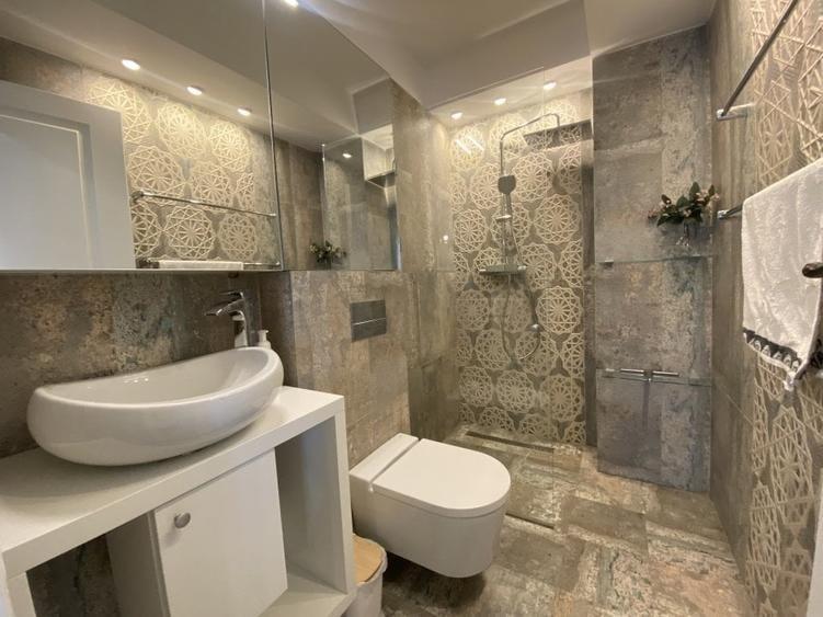 Apartament cu 4 camere decomandat, mobilat în Sisești