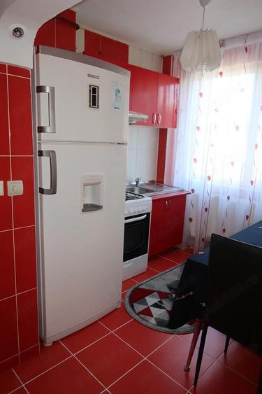 Apartament cu 2 camere semidecomandat în Ultracentral