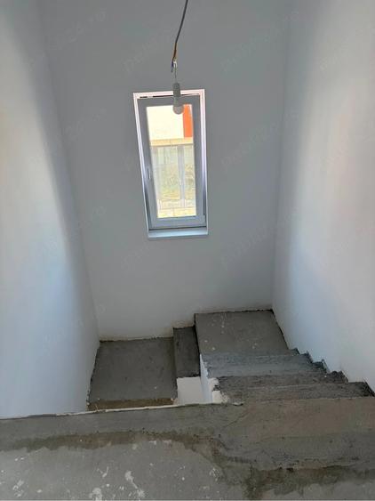 Casă cu 4 camere cu Teren 539 Mp în Central