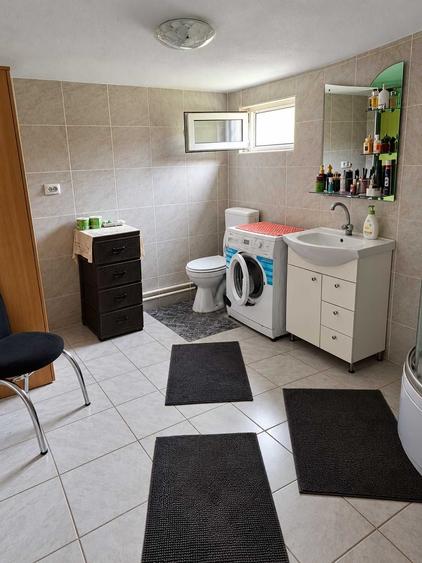 Casă cu 2 camere cu Teren 601 Mp în Central