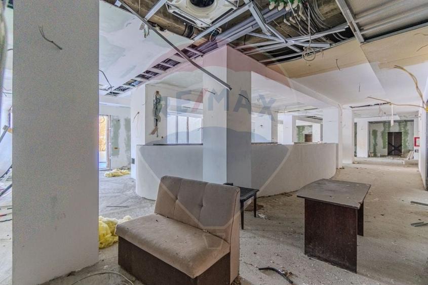 Hotel/Pensiune, de 15,709 mp, în Tărlungeni