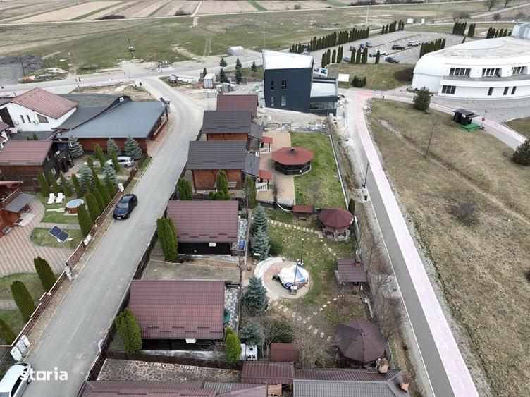 Casă cu 4 camere cu Teren 180 Mp în Central