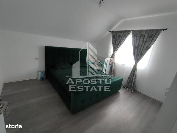 Casă cu 3 camere în Remetea Mare