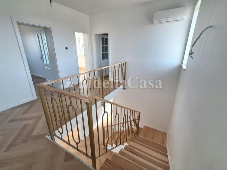 Casă cu 4 camere cu Teren 528 Mp în Breazu