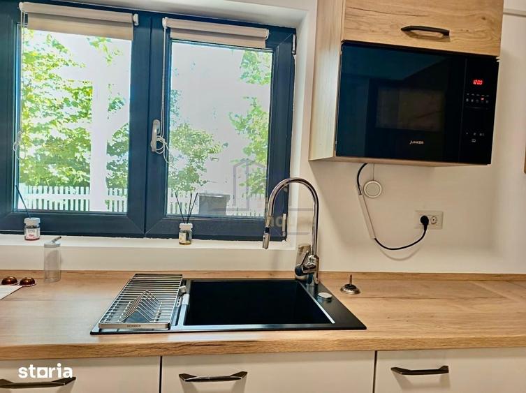 Casă cu 4 camere cu Teren 450 Mp în Păulești