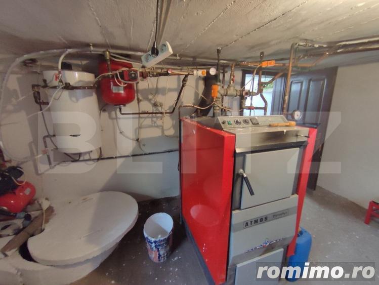 Casă cu 6 camere cu Teren 2000 Mp în Rădăuți
