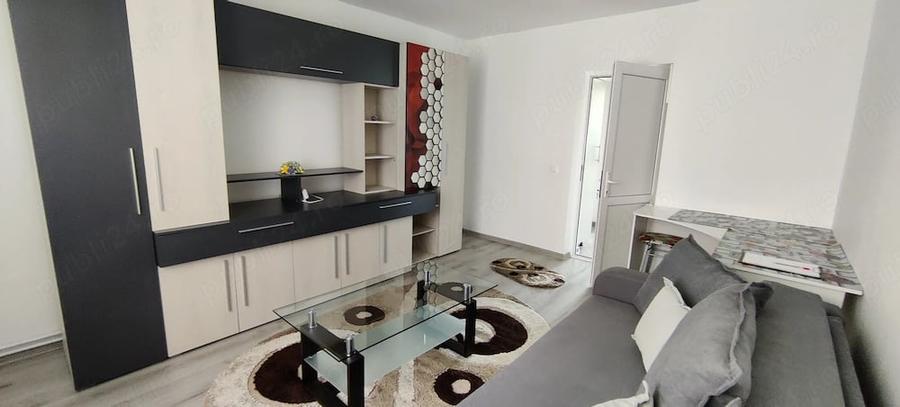 Apartament cu 2 camere decomandat în Lazaret