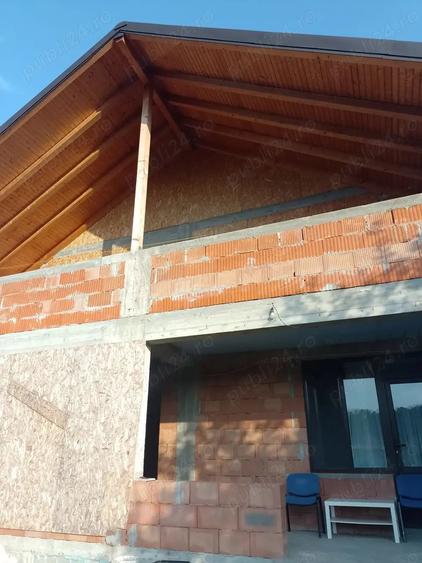 Casă cu 6 camere cu Teren 559 Mp în Ordoreanu
