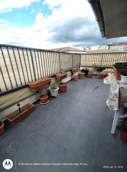 Apartament cu 2 camere decomandat în Lotus
