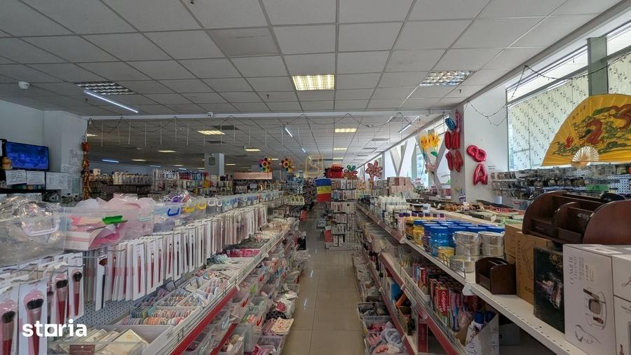 Spațiu comercial, de 2,200 mp, în Berceni