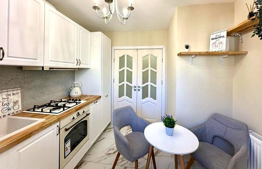 Apartament cu 4 camere decomandat în Gheorgheni