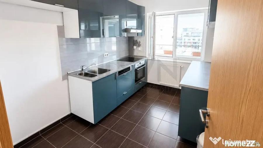 Apartament cu 3 camere semidecomandat, mobilat în Lacul Tei