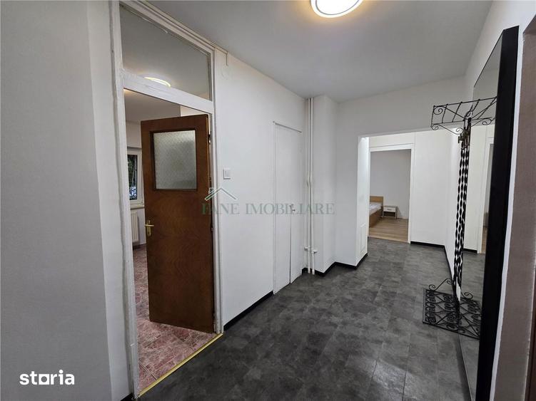 Apartament cu 2 camere, mobilat în Tei