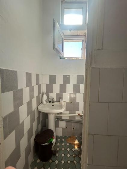 Spațiu comercial, de 106.80000305176 mp, în Coiciu