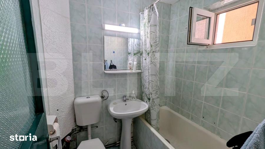 Apartament cu 3 camere în Cetate