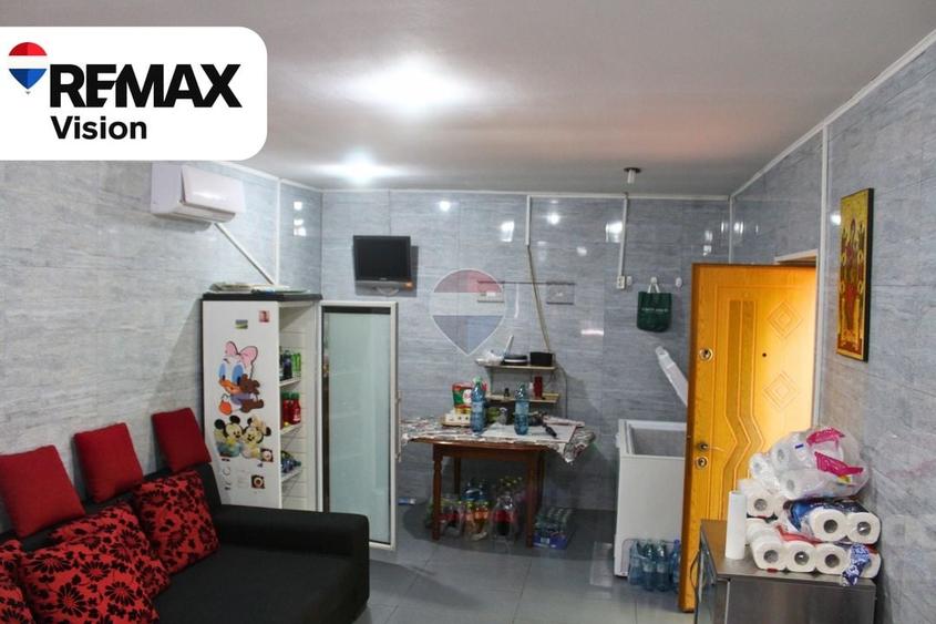 Casă individuală cu 8 camere cu Piscina în Castranova