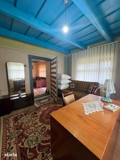 Casă cu 3 camere cu Teren 2200 Mp în Geaca