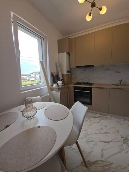 Apartament cu 2 camere decomandat în Dobroești