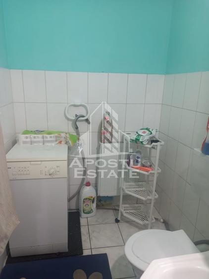 Garsonieră semidecomandată, mobilată în Girocului