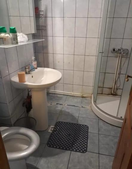 Garsonieră decomandată în Nicolina