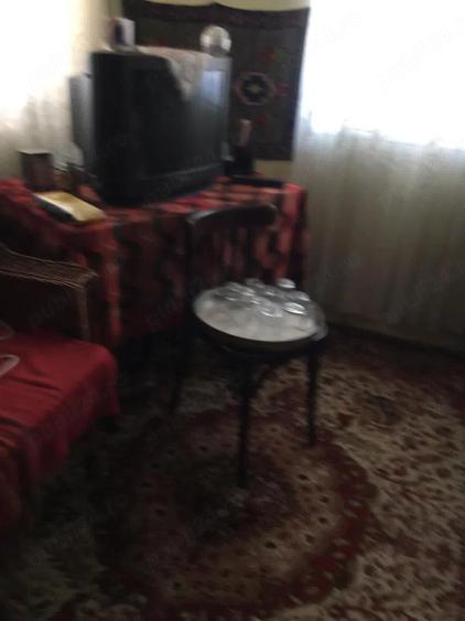 Casă cu 4 camere cu Teren 1600 Mp în Central