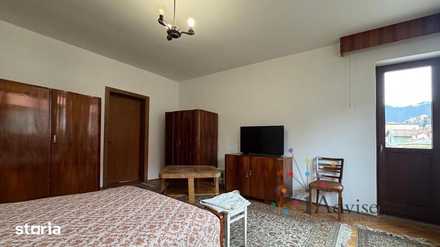 Casă cu 5 camere cu Teren 422 Mp în Bartolomeu