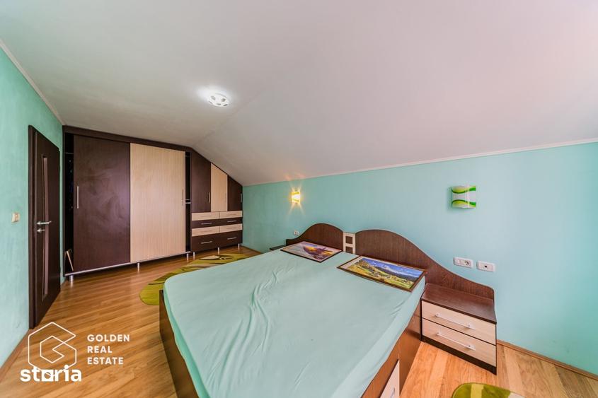 Casă cu 5 camere cu Teren 430 Mp în Central