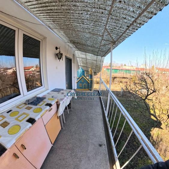 Casă individuală cu 6 camere cu Teren 385 Mp în Semicentral