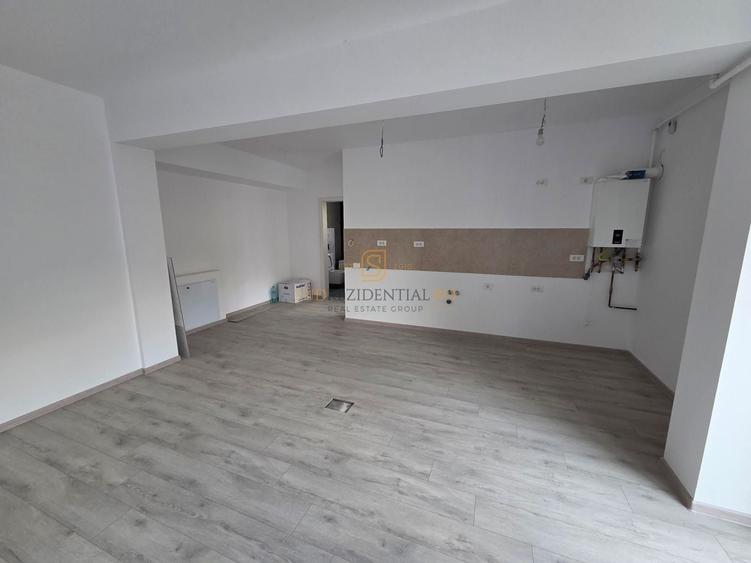 Apartament cu 2 camere decomandat în Apărătorii Patriei