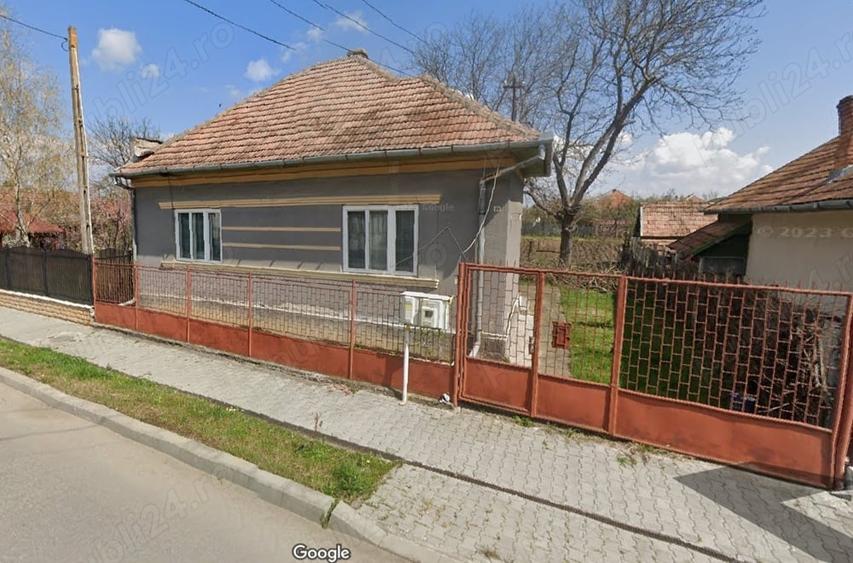 Casă cu 2 camere cu Teren 1000 Mp în Ocna Mureș