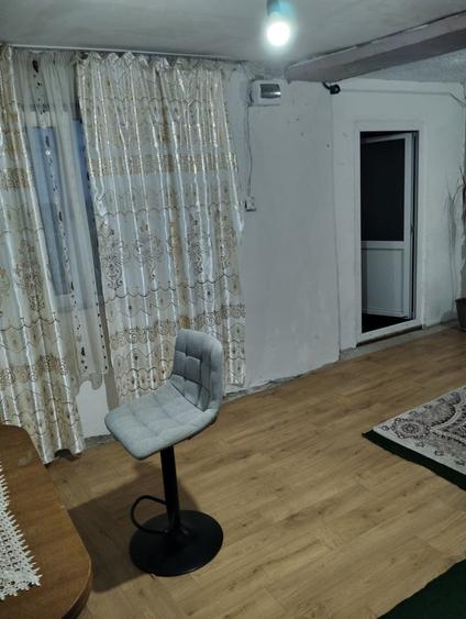 Casă cu 3 camere în Central