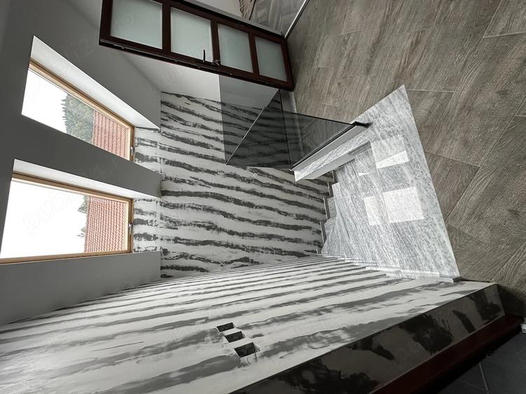 Casă cu Teren 250 Mp în Corbu