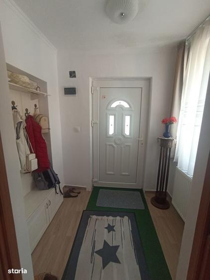 Casă cu 2 camere în Central