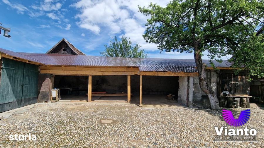 Casă cu 4 camere cu Teren 2984 Mp în Chirpăr