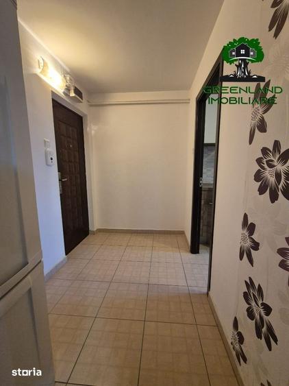 Apartament cu 2 camere în Podu Roș
