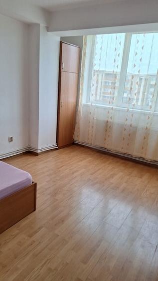 Apartament cu 2 camere decomandat în Craiovița Nouă